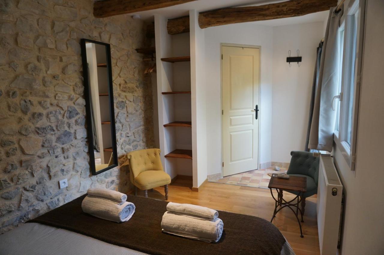 Malia - Chambres D'Hotes & Gite Barret-de-Lioure Dış mekan fotoğraf