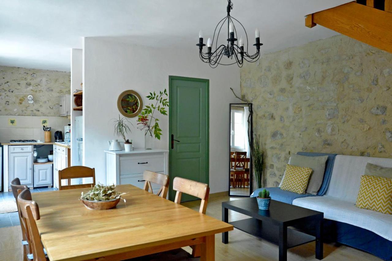 Malia - Chambres D'Hotes & Gite Barret-de-Lioure Dış mekan fotoğraf
